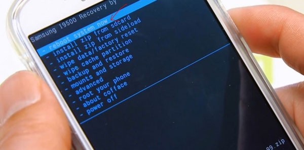Samsung Galaxy S4 riavvii improvvisi dopo aggiornamento come risolvere